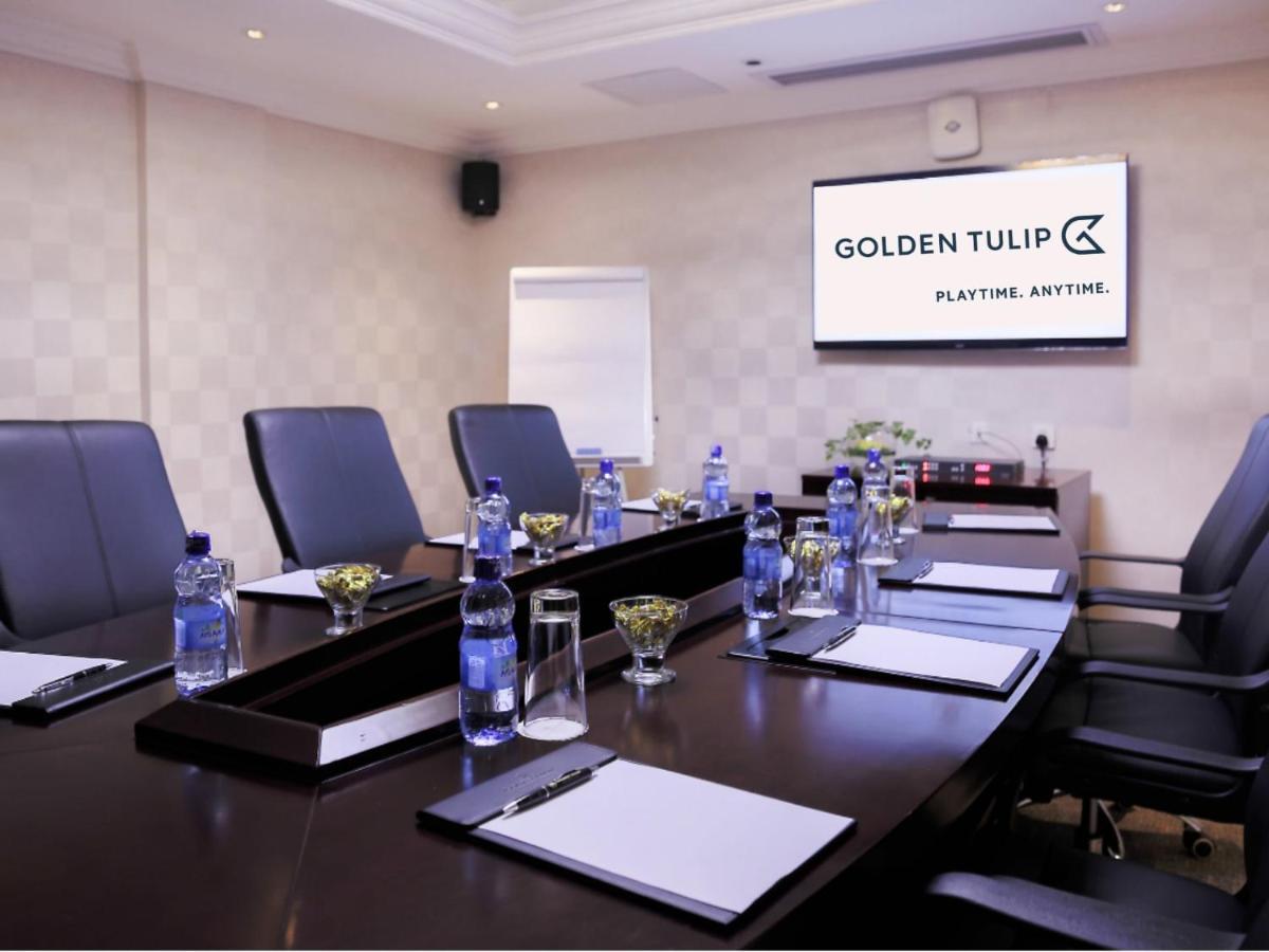 ホテル Golden Tulip アジス・アベバ エクステリア 写真
