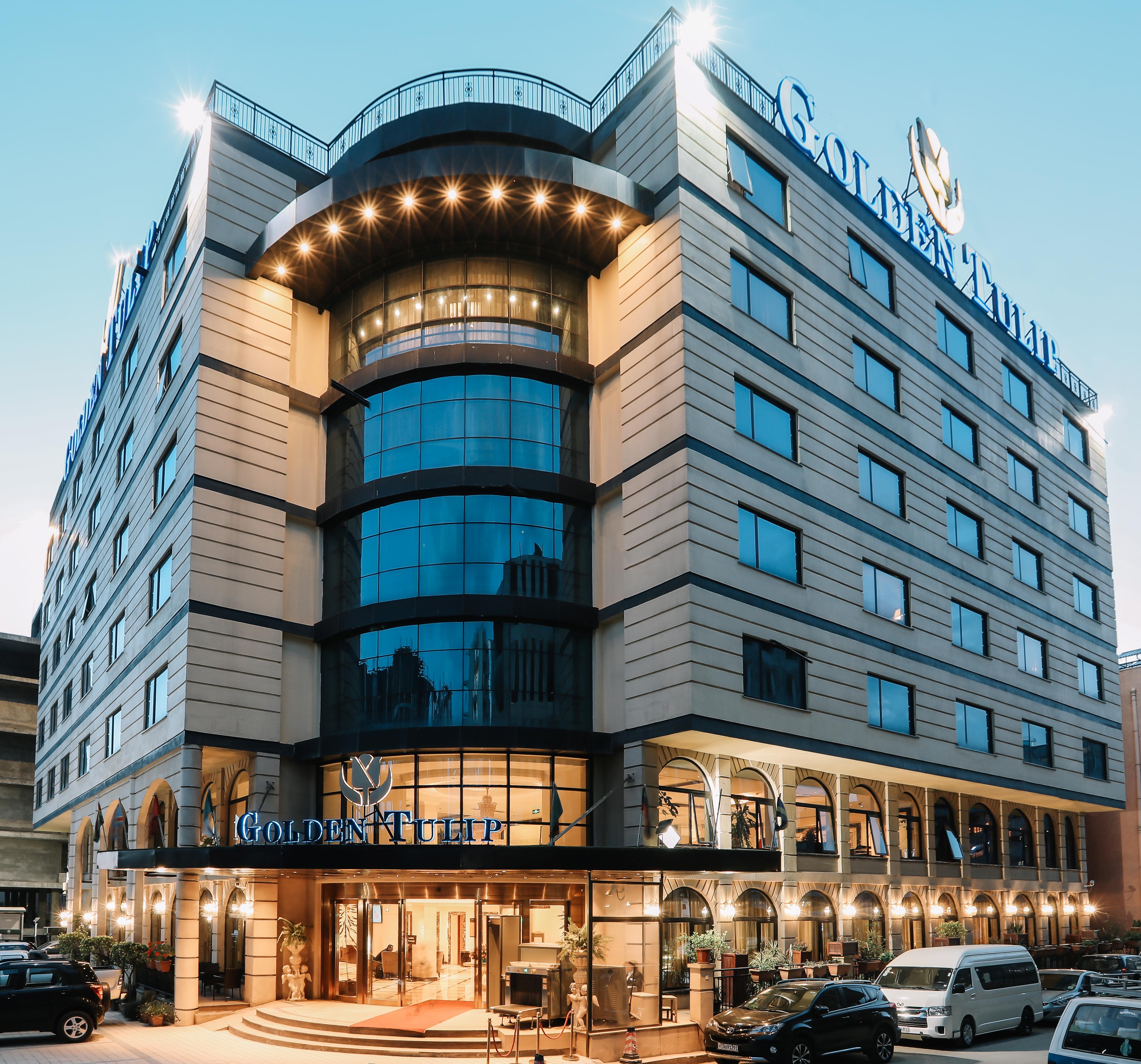 ホテル Golden Tulip アジス・アベバ エクステリア 写真
